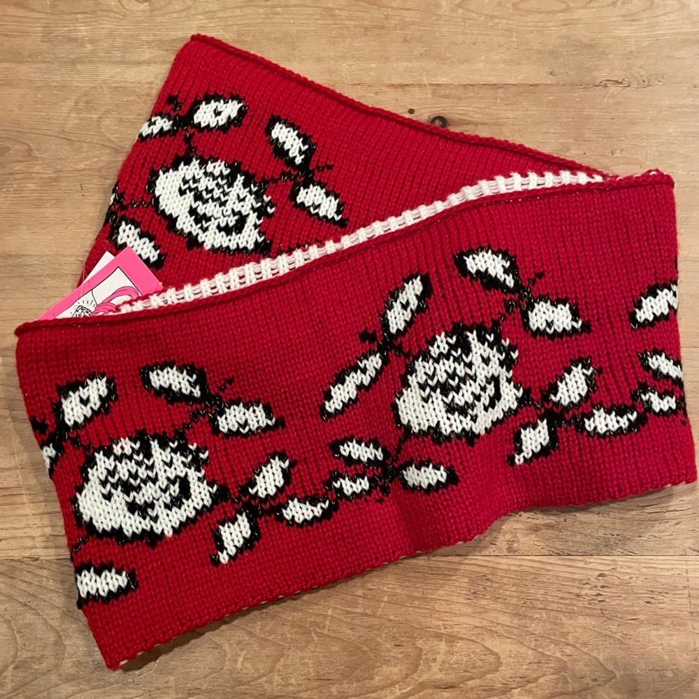 NWT Betsey Johnson Red Black Sparkly Scarf Whimsical Festive Wool Blend OS